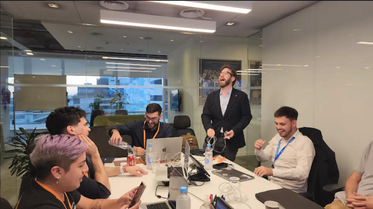 Equipo Vantegrate en reunión de trabajo